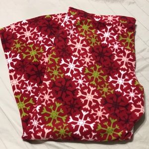2/$10 Old Navy Snowflake Fleece Pajamas